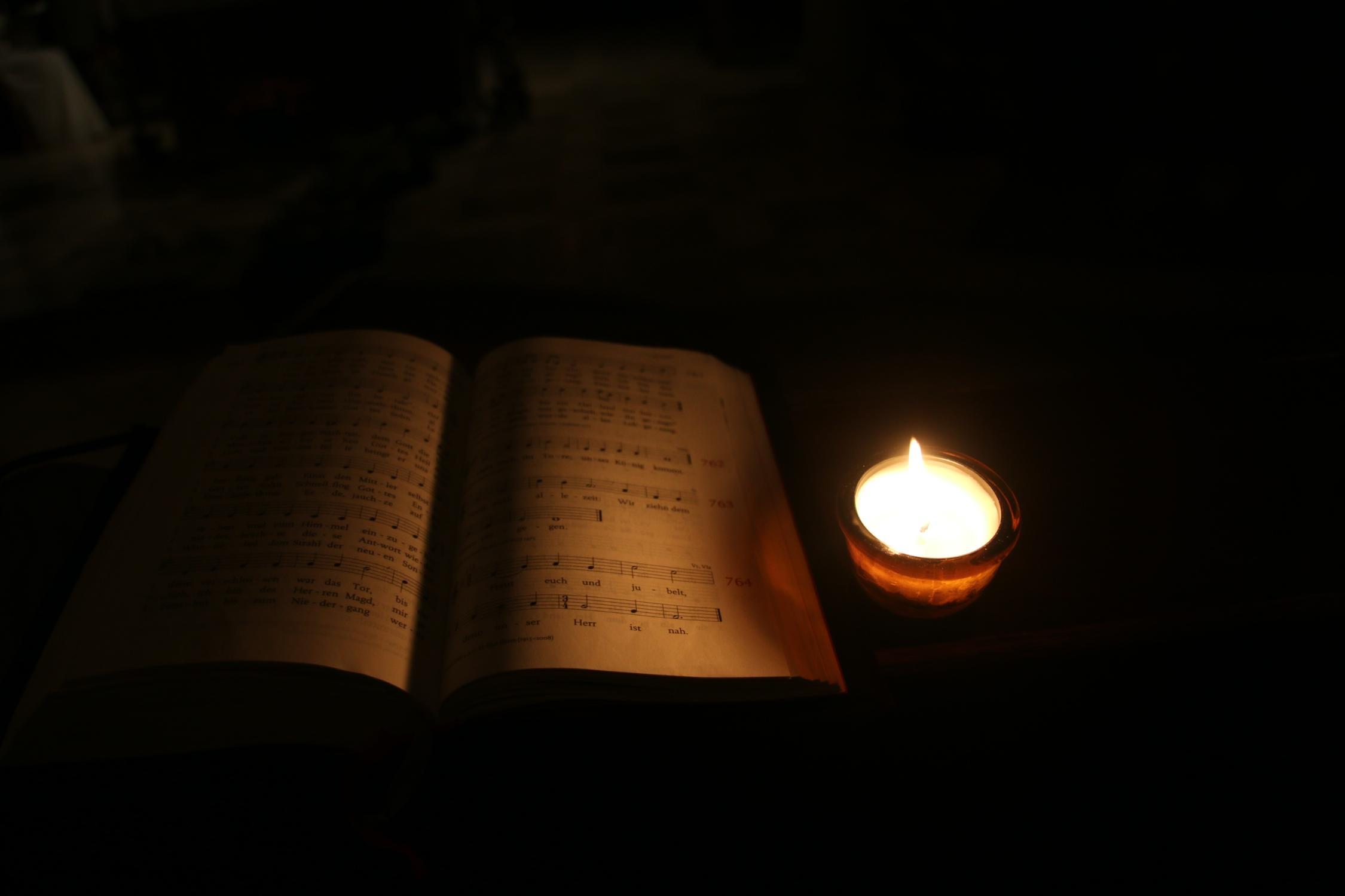 Frauenbund Lichtergottesdienst