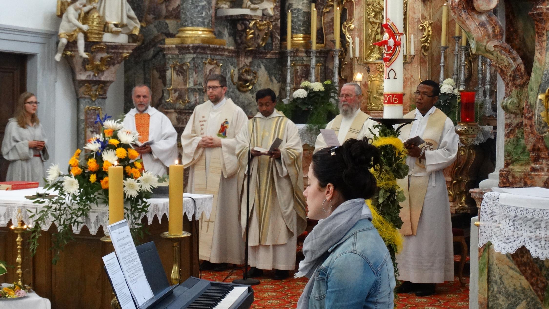 Gottesdienst zum 20-Jährigen Priesterjubiläum von Pfarrer Joseph mit Indischem Abend