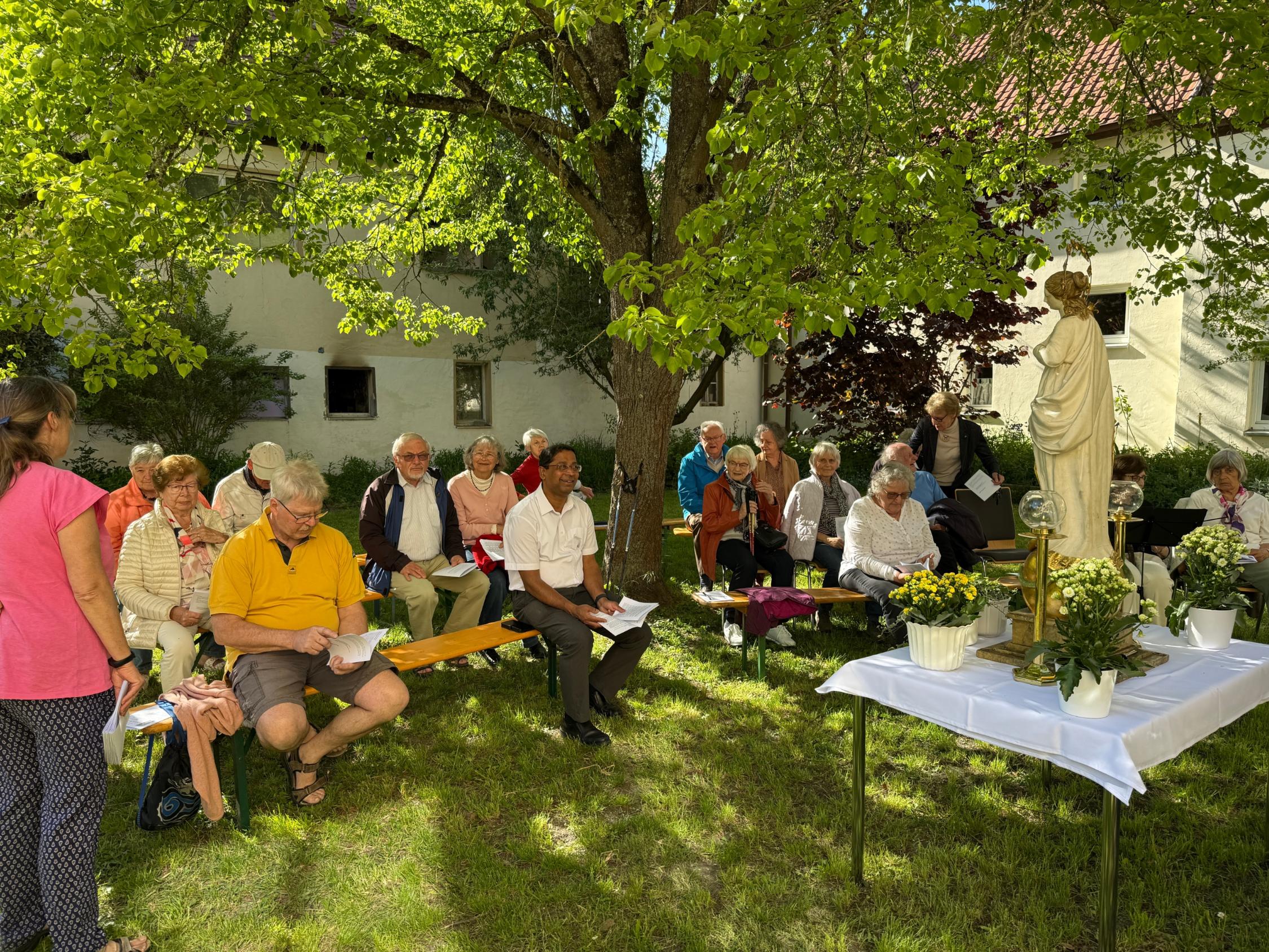 Maiandacht Pfarrgarten 2025