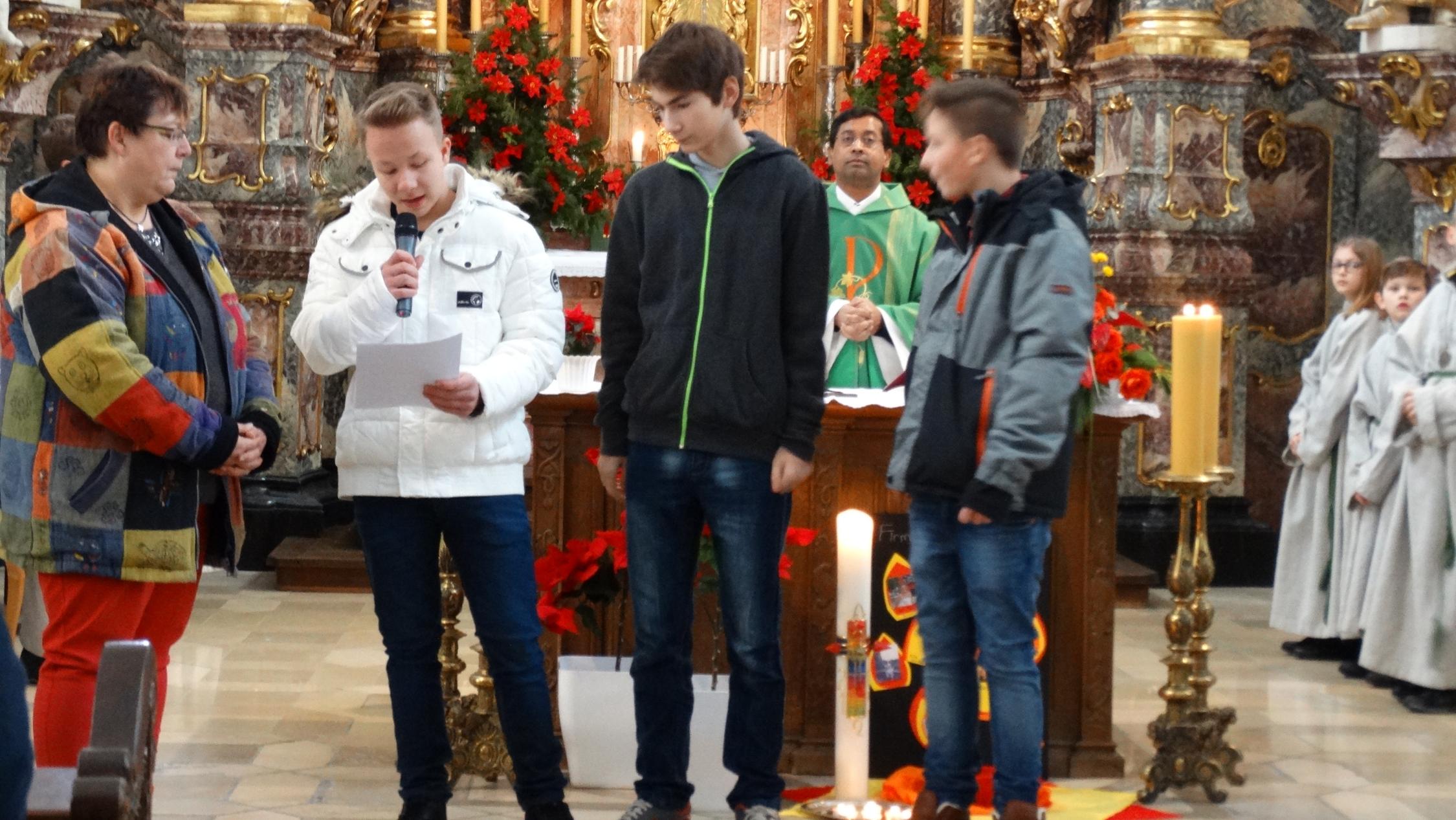 Vorstellung der Firmlinge in Scheinfeld 2016